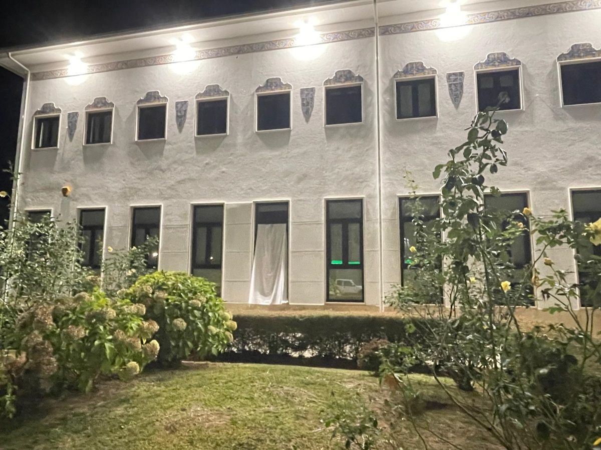 Dia da paz assinalado na janela