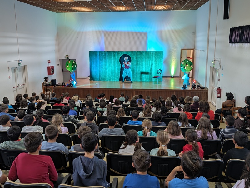 Teatro no Auditório Municipal