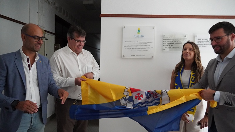 Inauguração do novo relvado